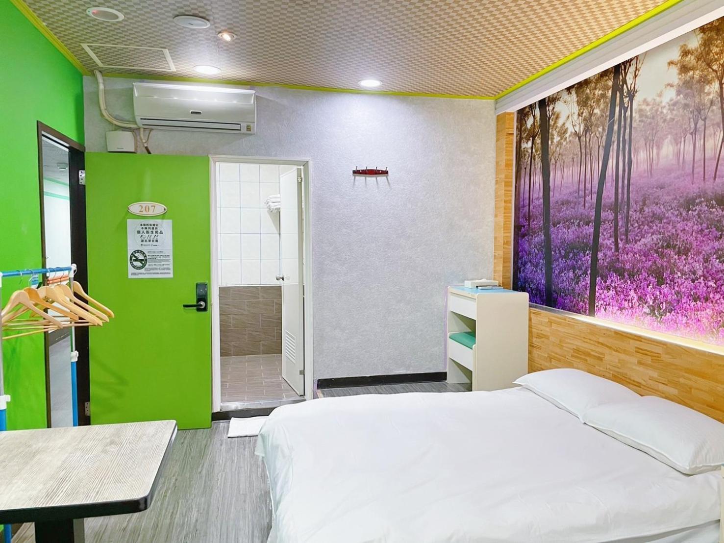 Clover House-自助式無人旅店 Zhongli Eksteriør billede