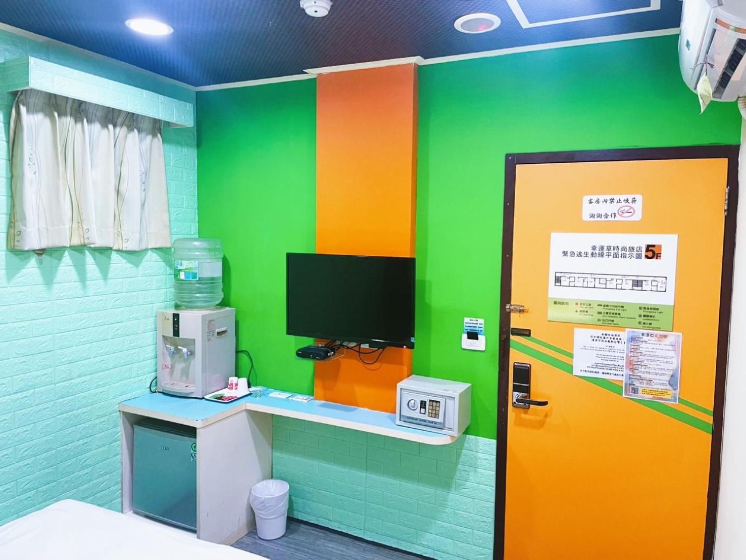 Clover House-自助式無人旅店 Zhongli Eksteriør billede