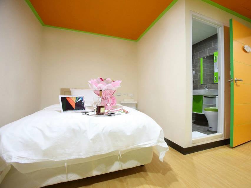 Clover House-自助式無人旅店 Zhongli Eksteriør billede